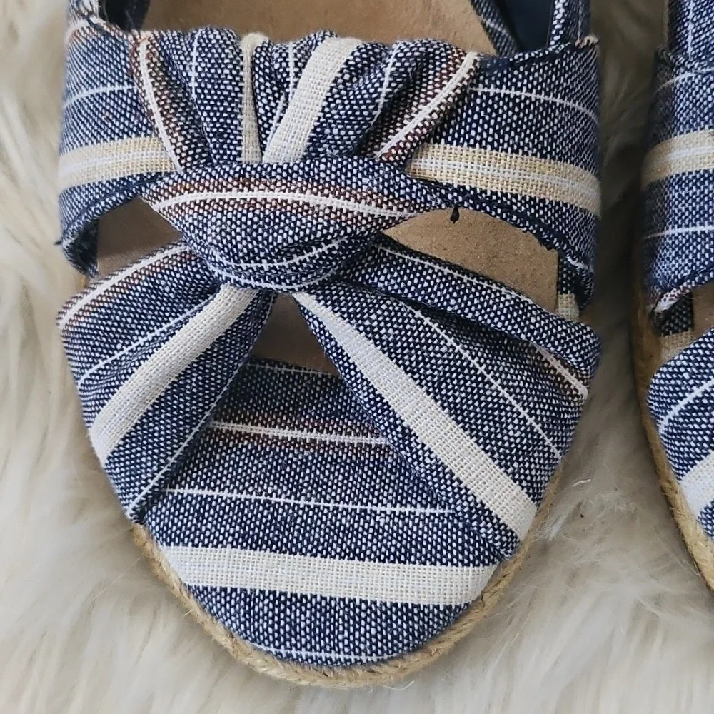 Bella Vita Navy Striped Espadrille Sandals NIB